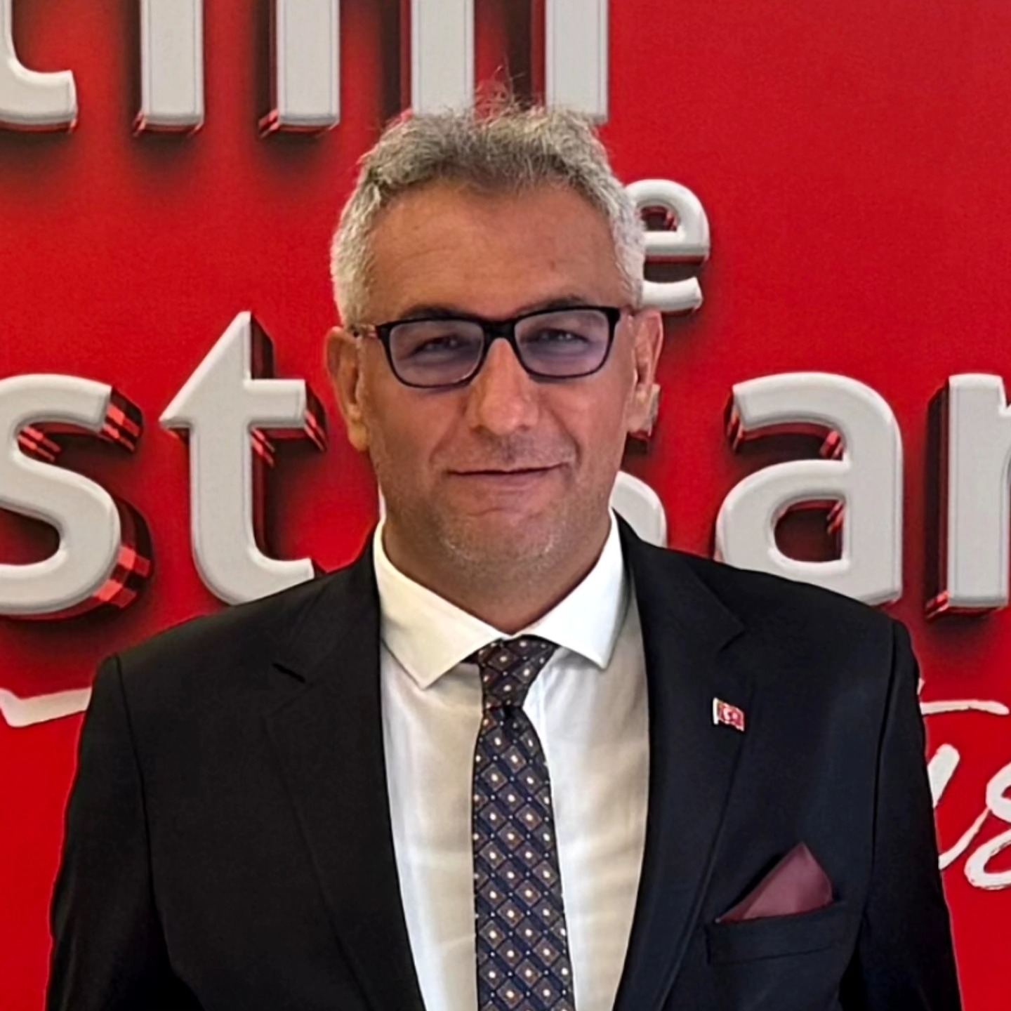 URGENÇ; YÖNETİCİ ATAMALARI, REFERANSLA DEĞİL LİYAKATLA YAPILMALIDIR.